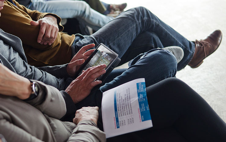 一秒发1000条手机号的软件